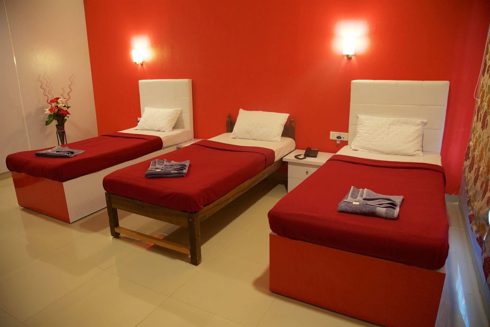 Palolem Beach Resort Bagian luar foto
